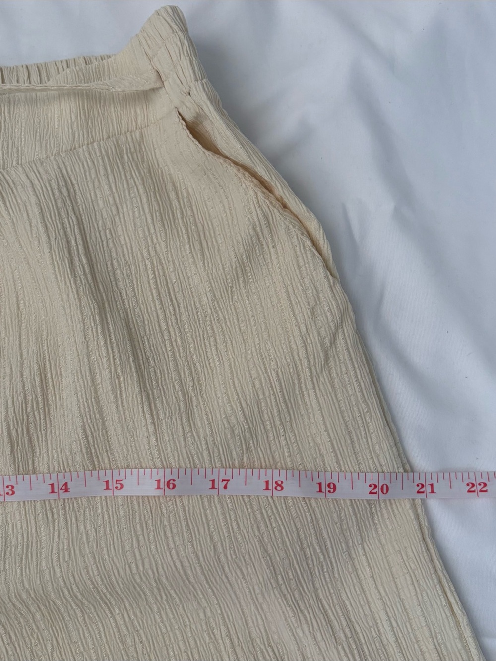 Relaxed Wide-Leg Drawstring Pants - Cream - Picture 6 of 6